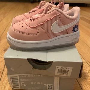 Nike Air Force 1 Toggle